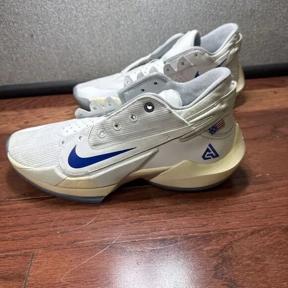 NIKE ZOOM FREAK 2 ID WHITE BLUE BASKETBALL SHOES CW0619-991 AMERICAN FLAG 8.5 - Picture 6 of 14